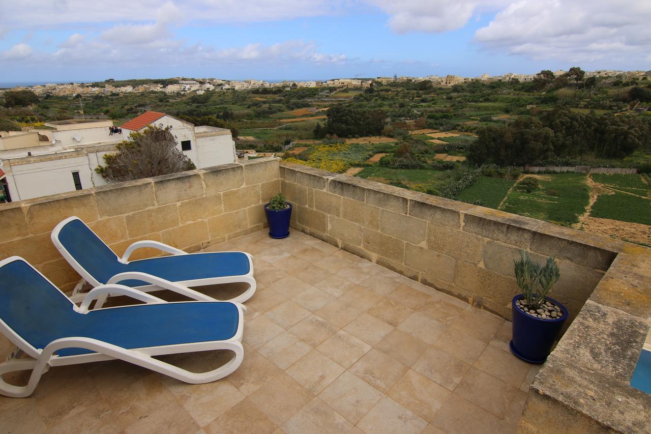 Gozo A Prescindere B&B Nadur Bagian luar foto